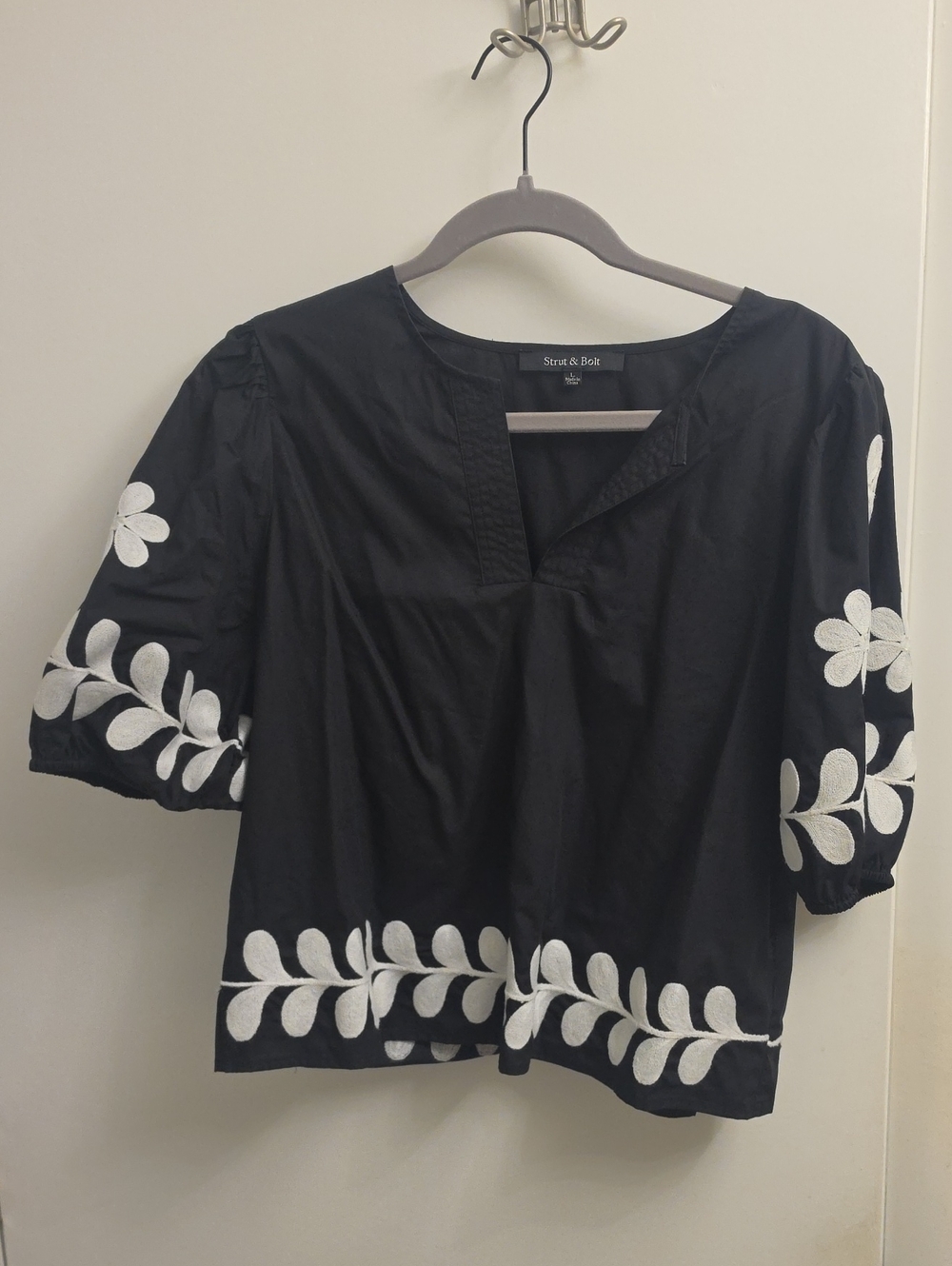 Strut & Bolt Black Embroidered Puff-Sleeve Tunic